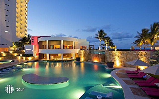Krystal Grand Punta Cancun (ex. Hyatt Regency Cancun) 3