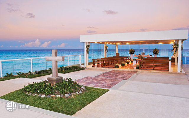Gran Caribe Real Resort & Spa 25