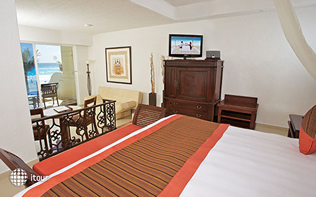 Gran Caribe Real Resort & Spa 8