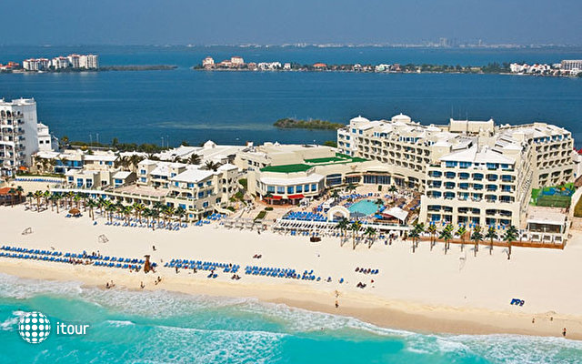 Gran Caribe Real Resort & Spa 1