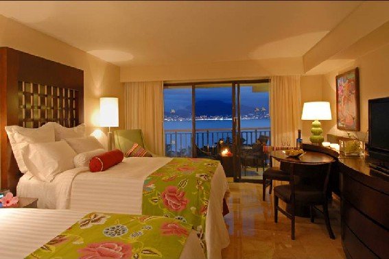 Casamagna Marriott Puerto Vallarta Resort & Spa 2