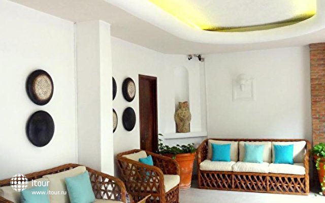 Emperador Vallarta Beachfront Hotel & Suites 8