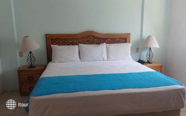 Emperador Vallarta Beachfront Hotel & Suites 20