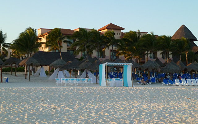 Sandos Riviera Beach Resort And Spa 3