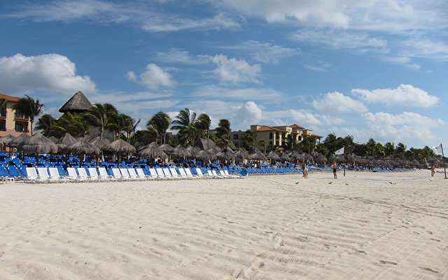 Sandos Riviera Beach Resort And Spa 8