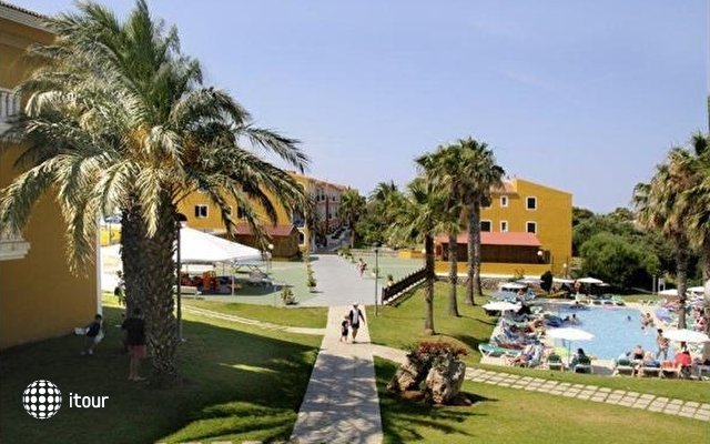 Vacances Menorca Resort 8