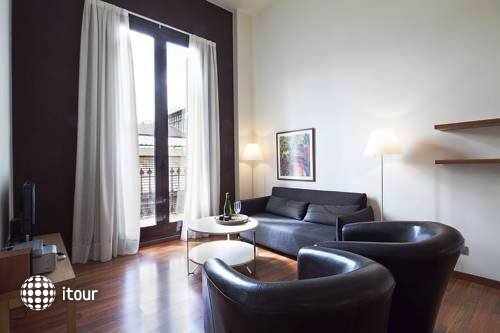 Inside Barcelona Apartments Mercat 24