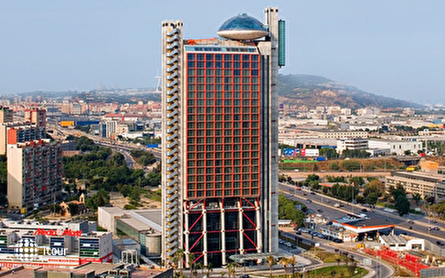 Hesperia Tower Hotel & Convention Centre 9