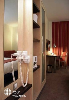 Holiday Inn Express Madrid-alcobendas 9