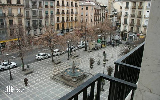 Macia Plaza 13
