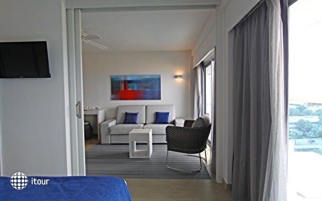 Design Hotel Tonga & Suites Tower 15