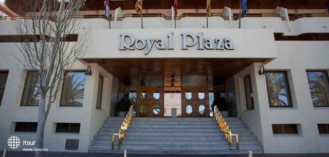 Royal Plaza 2