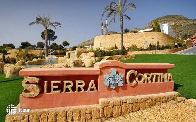 Sierra Cortina Resort 14