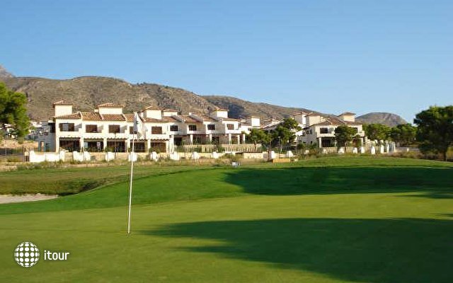 Sierra Cortina Resort 15