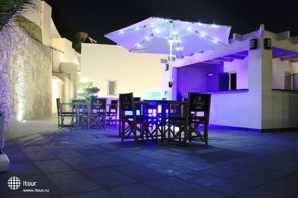 Colina Home Resort 34
