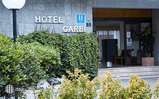 Hotel Villa Garbi 12