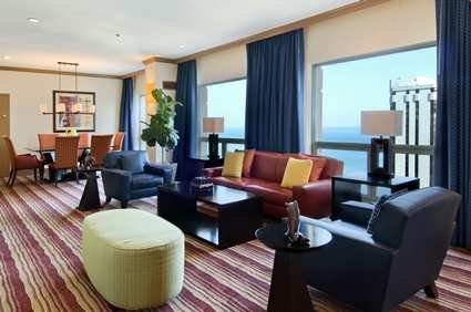 Hilton Suites Chicago/magnificent Mile Hotel 20
