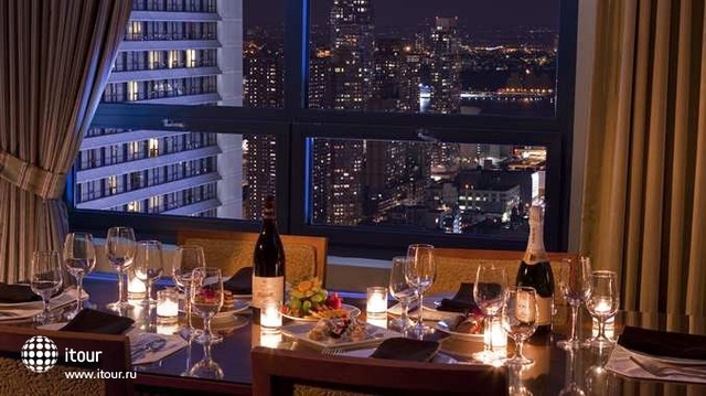 Doubletree Suites By Hilton Hotel New York - Times Square 1