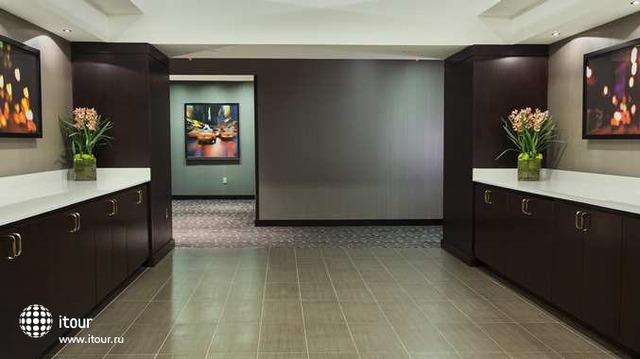 Doubletree Suites By Hilton Hotel New York - Times Square 39