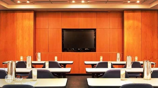 Doubletree By Hilton Hotel New York - Times Square South 9