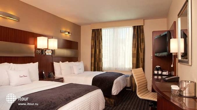 Doubletree By Hilton Hotel New York City - Financial District 8