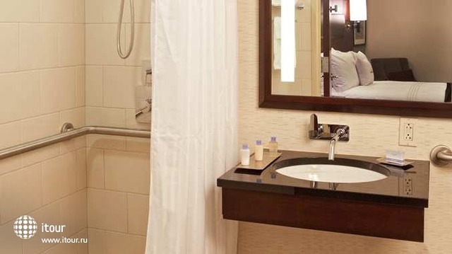Doubletree By Hilton Hotel New York City - Financial District 9