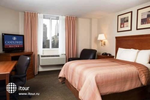Candlewood Suites New York City Times Square 3