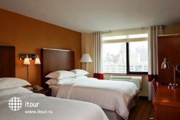 Four Points By Sheraton Midtown Times Square 8