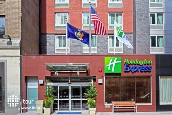Holiday Inn Express New York City Times Square 16