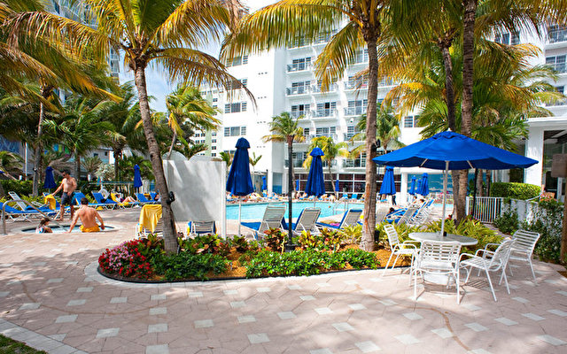 Courtyard By Marriott Miami Beach Oceanfront 38