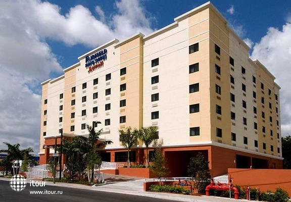 Fairfield Inn & Suites Miami Beach 1