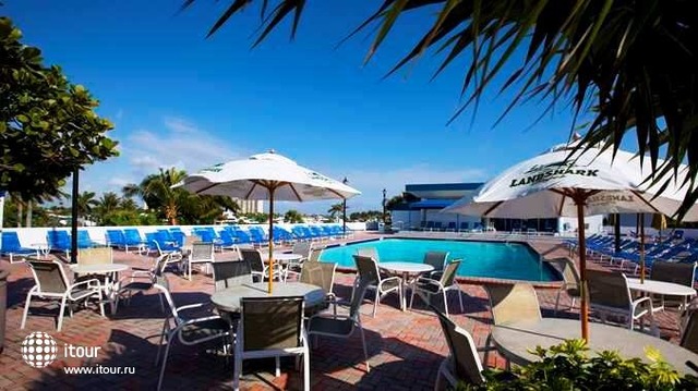 Bahia Mar Beach Resort 26
