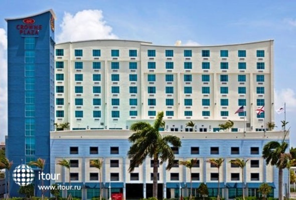 Crowne Plaza Fort Lauderdale Airport Cruise Port 9