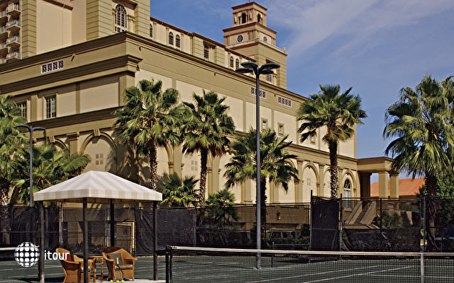 The Ritz-carlton Naples Beach Resort 9