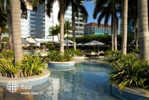 Four Seasons Hotel Miami 17