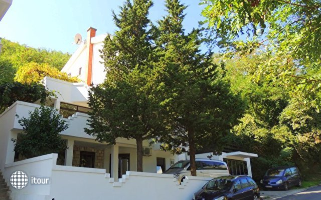 Budvanka Villa  3