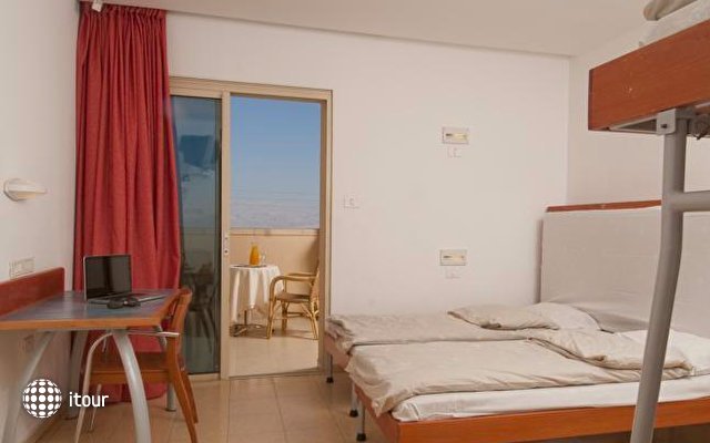 Massada Guest House & Youth Hostel 12