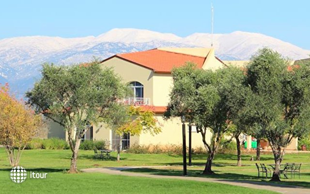 Kfar Blum Pastoral Hotel 1