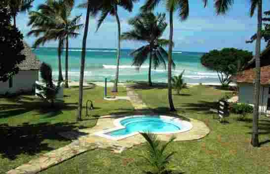 Jacaranda Indian Ocean Beach Resort  9