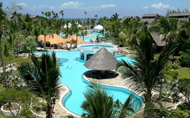 Southern Palms Beach Resort 2