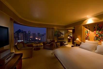 Hilton Shanghai Hotel 12