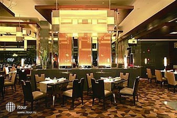 Hua Ting Hotel & Towers 41