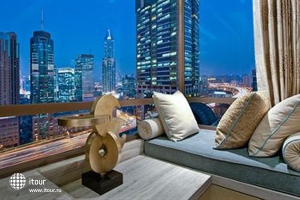 The One Executive Suites Shanghai 23