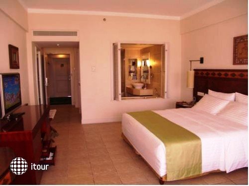 Holiday Inn Resort Sanya Bay 18
