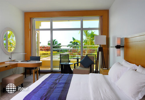 Days Hotel & Suites Sanya Resort 4