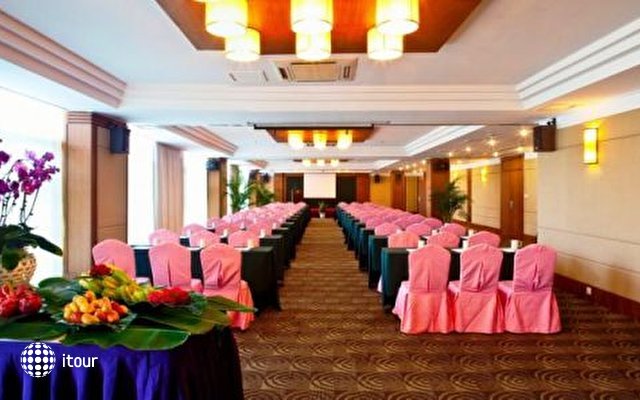 Guest House International Hotel Sanya 11