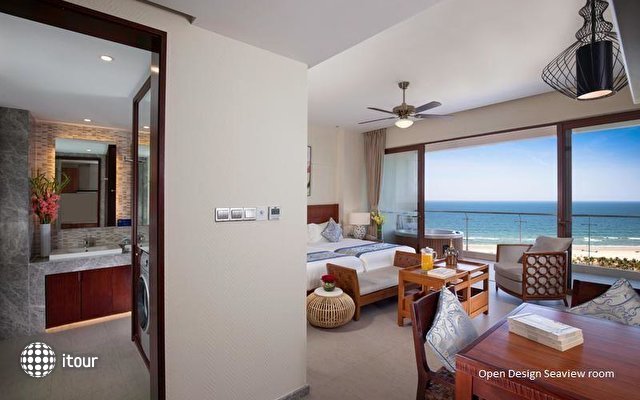 Aloha Oceanfront Suite Resort 15