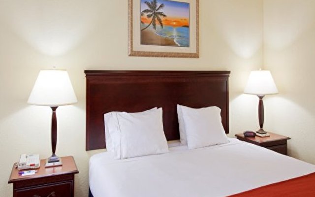 Holiday Inn Hotel & Suites Panama 12