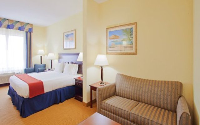 Holiday Inn Hotel & Suites Panama 13