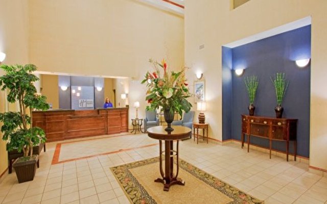 Holiday Inn Hotel & Suites Panama 17